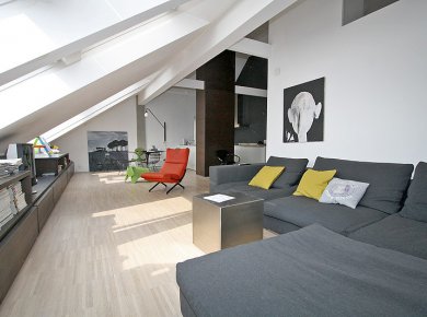 Exceptionally designed, furnished, 2-bedroom loft (100m2)