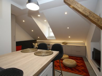 Newly furnished studio (30m2) in downtown